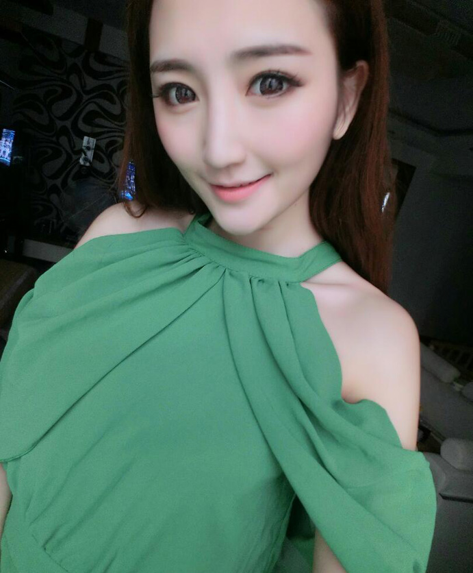 一比一复刻奔驰迈巴赫